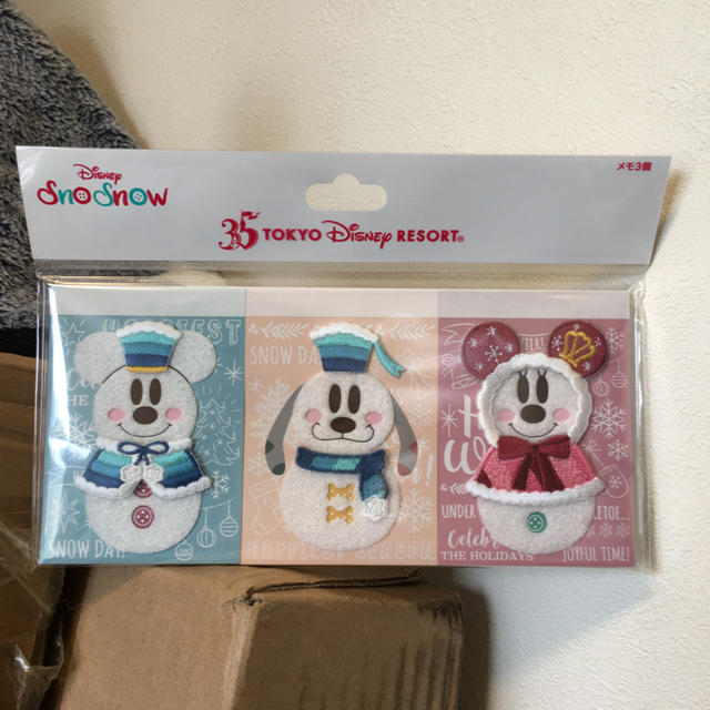 Disney(ディズニー)の☆記念半額SALE~送料込赤字覚悟☆TDL 35周年 スノースノー メモ3個 エンタメ/ホビーのおもちゃ/ぬいぐるみ(キャラクターグッズ)の商品写真