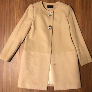 ジャスグリッティー(JUSGLITTY)の【美品】【再値下げ】JUSGLITTY ビジュー付き2wayノーカラーコート(その他)