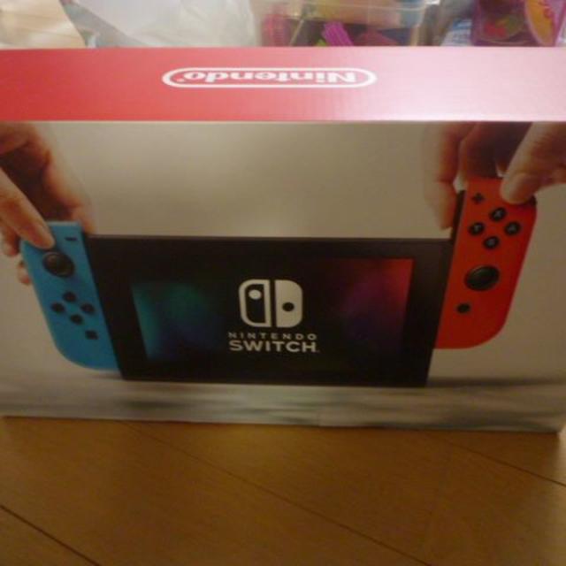 任天堂 - 新品未開封Nintendo Switch本体ネオンブルー/(R)ネオンレッド