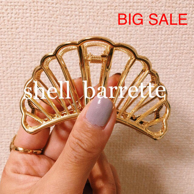 SeaRoomlynn(シールームリン)の早い者勝ち！BIG SALE！マーメイド シェル バレッタ ゴールド   レディースのヘアアクセサリー(バレッタ/ヘアクリップ)の商品写真