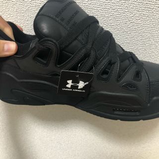 アンダーアーマー(UNDER ARMOUR)のsrlo(スニーカー)