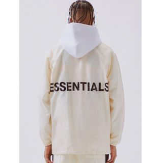 フィアオブゴッド(FEAR OF GOD)のFOG Essentials M コーチジャケット フィアオブゴッド ホワイト(ナイロンジャケット)