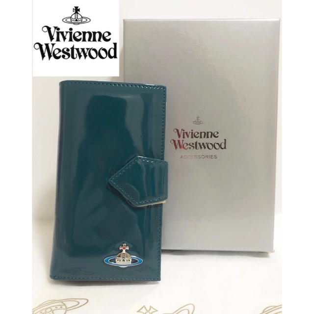 Vivienne Westwood(ヴィヴィアンウエストウッド)の大人気！【新品】Vivienne Westwood 手帳型財布 グリーン 本物 レディースのファッション小物(財布)の商品写真