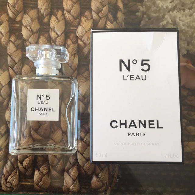 CHANEL(シャネル)のchanel no5 ロー コスメ/美容の香水(香水(女性用))の商品写真