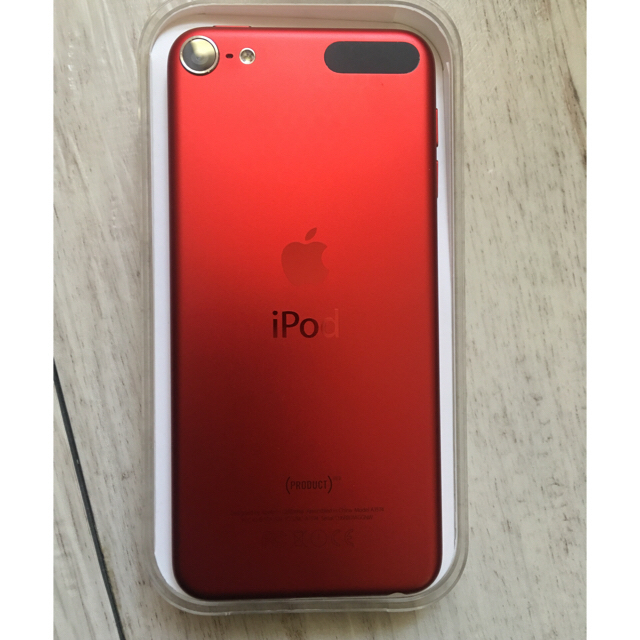 Apple(アップル)のiPod Touch 6 64GB Red アイポッドタッチ 6 赤 レッド スマホ/家電/カメラのオーディオ機器(ポータブルプレーヤー)の商品写真