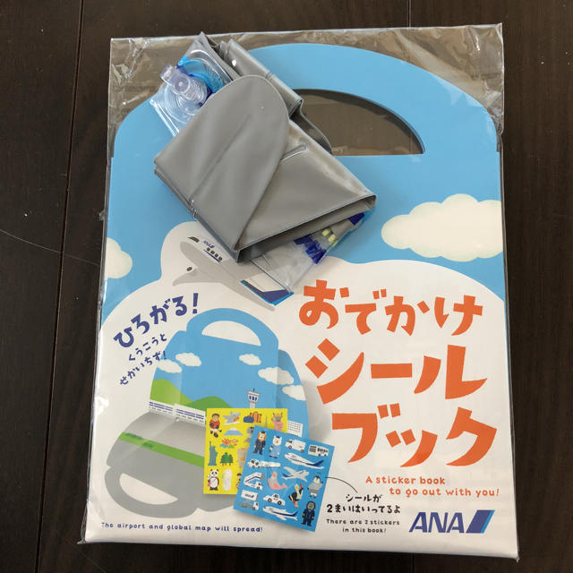 ANA(全日本空輸)(エーエヌエー(ゼンニッポンクウユ))のANA おでかけシールブック ひこうきふうせん エンタメ/ホビーのコレクション(ノベルティグッズ)の商品写真