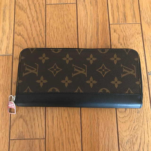 LOUIS VUITTON(ルイヴィトン)の新品未使用 ルイヴィトン 財布★LOUIS VUITTON メンズのファッション小物(長財布)の商品写真