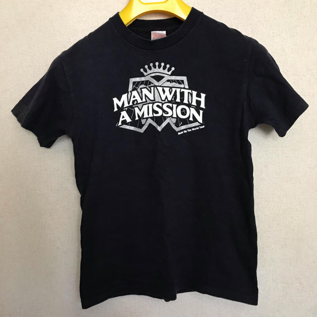 MAN WITH A MISSION(マンウィズアミッション)のMAN WITH A MISSION Mash Up The WorldTシャツ エンタメ/ホビーのタレントグッズ(ミュージシャン)の商品写真