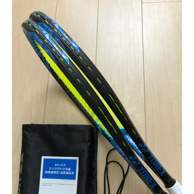 YONEX(ヨネックス)のYONEX(ヨネックス) EZONE 98(Eゾーン98) G2 2本セット  スポーツ/アウトドアのテニス(ラケット)の商品写真