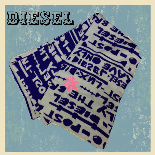 DIESEL(ディーゼル)の★DIESEL★ 送料込み レディースのファッション小物(マフラー/ショール)の商品写真