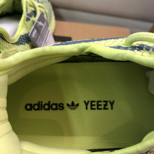 adidas(アディダス)のadidas YEEZY BOOS 350V2 SemiFrozenYellow メンズの靴/シューズ(スニーカー)の商品写真