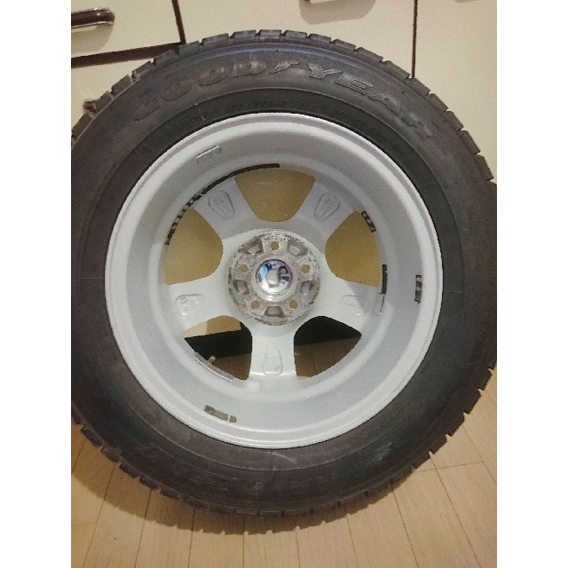 195/65R15 スタッドレス グッドイヤー ホイール付 4本 自動車/バイクの自動車(タイヤ・ホイールセット)の商品写真