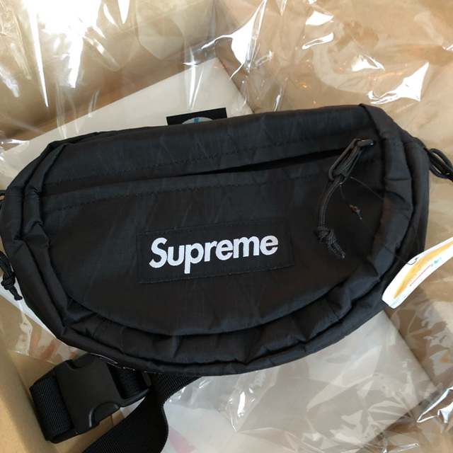 Supreme 18AW Waist bag black 1