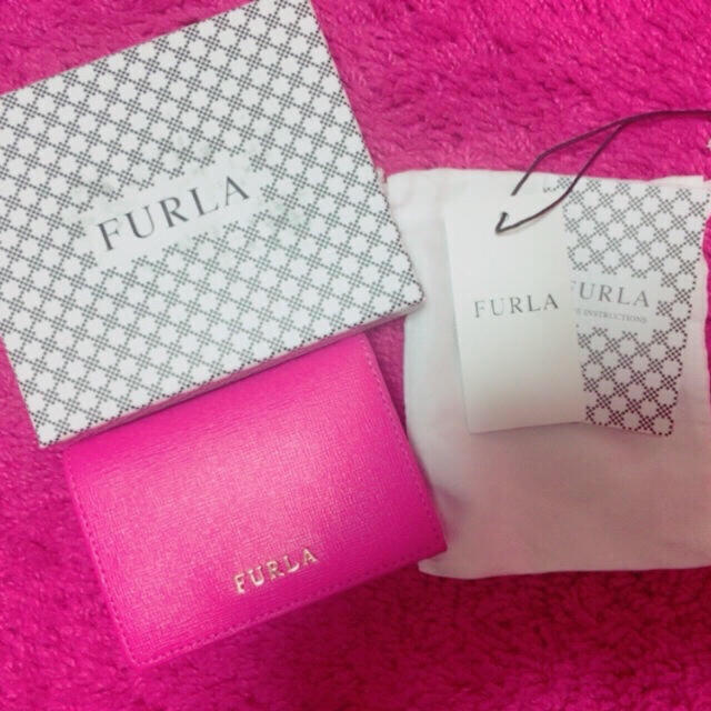 ♡FURLA コンパクト 財布 ♡