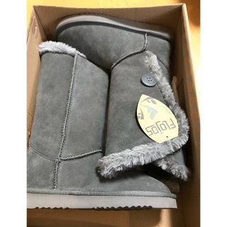 アグ(UGG)のFLOJOS新品未使用ブーツ最終値下げ(ブーツ)