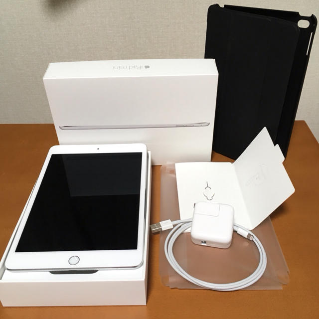 iPad mini 本体 Wi-Fi＋Cellular 128GB シルバー 新しく着き 16000円