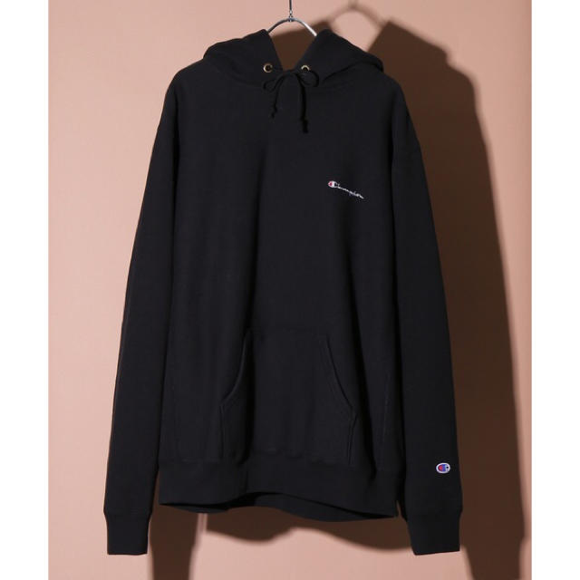 Champion(チャンピオン)のMサイズ   CHAMPION REVERSE WEAVE パーカー ブラック メンズのトップス(パーカー)の商品写真