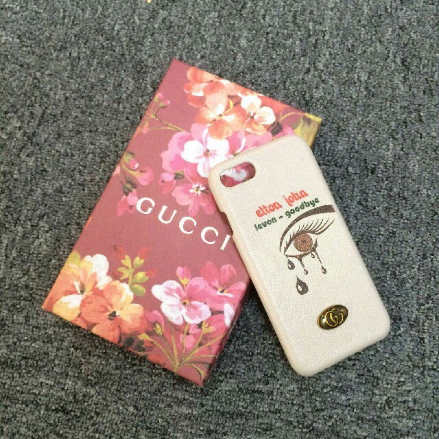 Gucci - Gucci　iPhone7/8ケースの通販 by ナリ's shop｜グッチならラクマ