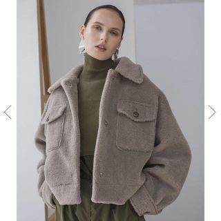 アメリヴィンテージ(Ameri VINTAGE)のOVER SIZE ECO MOUTON COAT F グレージュ(ムートンコート)