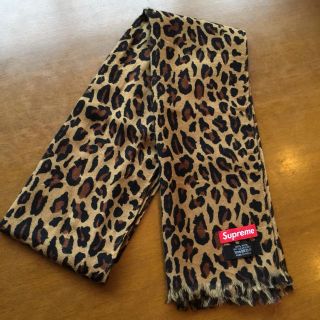 シュプリーム(Supreme)のレア！supreme Leopard scarf マフラー(マフラー)