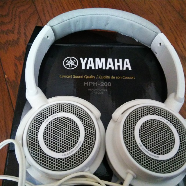 ヤマハ(ヤマハ)のYAMAHA  HPH-200   ジャンク スマホ/家電/カメラのオーディオ機器(ヘッドフォン/イヤフォン)の商品写真
