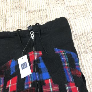 ギャップ(GAP)のＵＫ限定モデル GAP パーカー(パーカー)