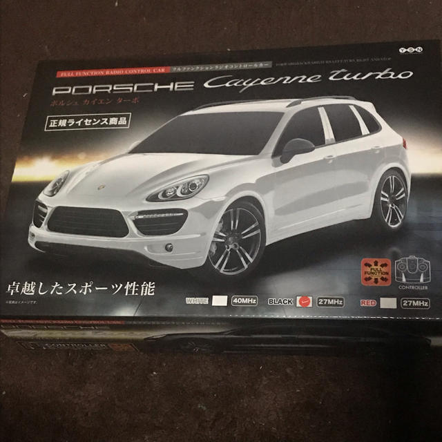 Porsche(ポルシェ)の【emjky様専用】 ポルシェ カイエン ターボ ラジコン カー 車 おもちゃ  エンタメ/ホビーのおもちゃ/ぬいぐるみ(ホビーラジコン)の商品写真