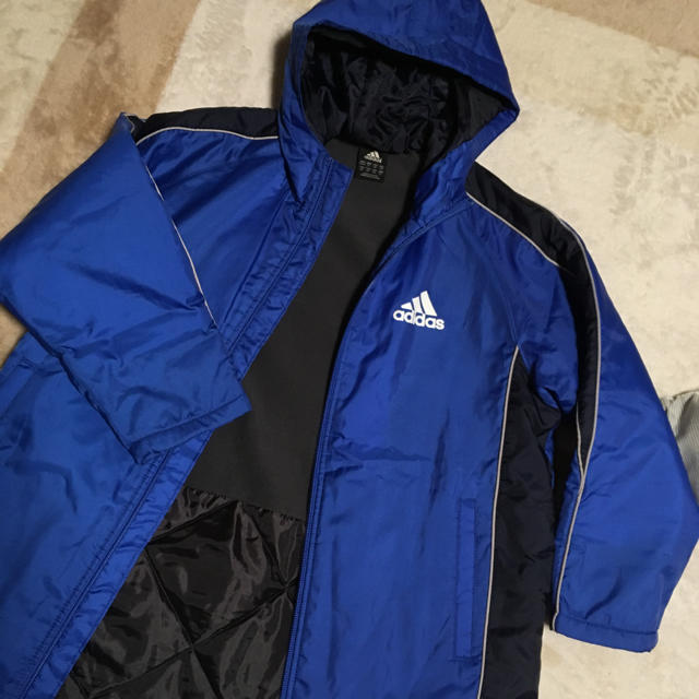 adidas(アディダス)のトッキー様専用 kids アディダスベンチコート キッズ/ベビー/マタニティのキッズ服男の子用(90cm~)(コート)の商品写真