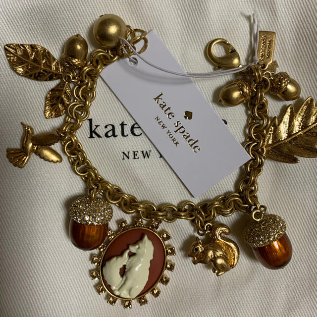 kate spade new york(ケイトスペードニューヨーク)の新品タグ付き ケイトスペード  ブレスレット レディースのアクセサリー(ブレスレット/バングル)の商品写真