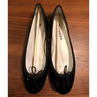 レペット(repetto)の新品未使用✳︎レペット エナメル ブラック 38.5 repetto 38(バレエシューズ)