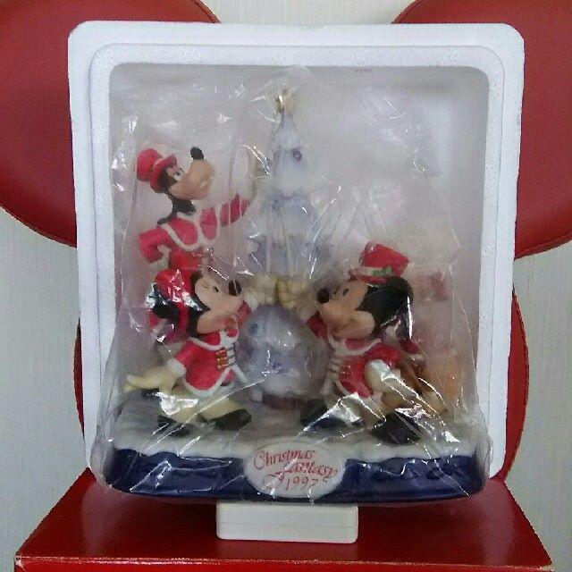 Disney(ディズニー)の☆クリスマスセール【1997 クリスマス☆ファンタジー☆フィギュア】 エンタメ/ホビーのおもちゃ/ぬいぐるみ(キャラクターグッズ)の商品写真