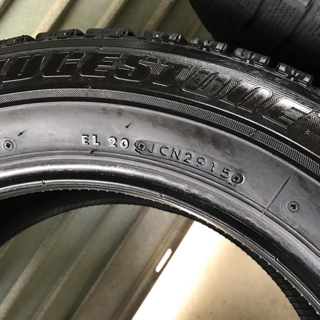 BRIDGESTONE(ブリヂストン)の☆ BRIDGESTONE BLIZZAC REVOGZ 205／60R16 ☆ 自動車/バイクの自動車(タイヤ)の商品写真