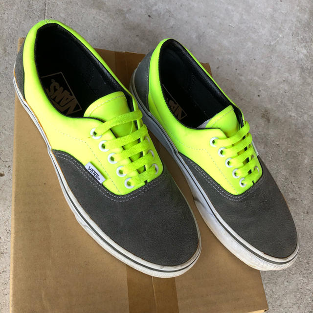 VANS(ヴァンズ)の希少 VANS Era バンズスニーカー 美品 イエロー/グレー メンズの靴/シューズ(スニーカー)の商品写真