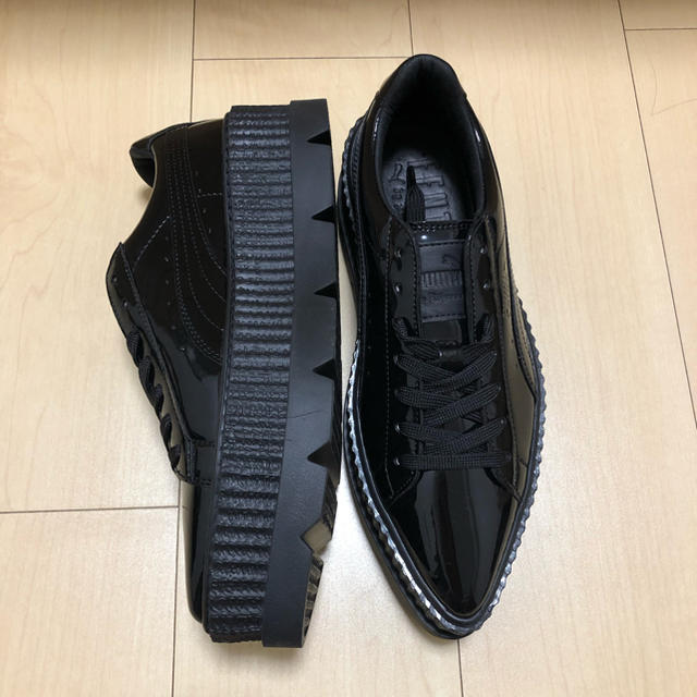 PUMA(プーマ)のPUMA FENTY  レディースの靴/シューズ(スニーカー)の商品写真