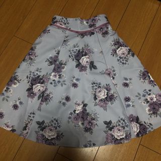 トッコ(tocco)の新品♡tocco フラワープリントフレアスカート(ひざ丈スカート)