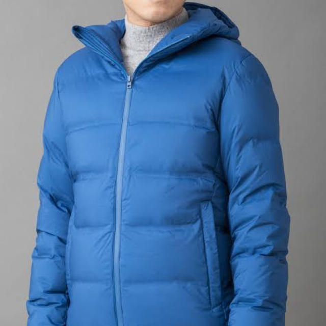 UNIQLO(ユニクロ)のUNIQLO シームレスダウン ブルー メンズ XL レディースのジャケット/アウター(ダウンジャケット)の商品写真