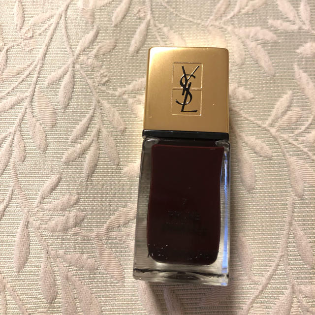 Yves Saint Laurent Beaute(イヴサンローランボーテ)のイヴ サンローラン ネイル コスメ/美容のネイル(マニキュア)の商品写真