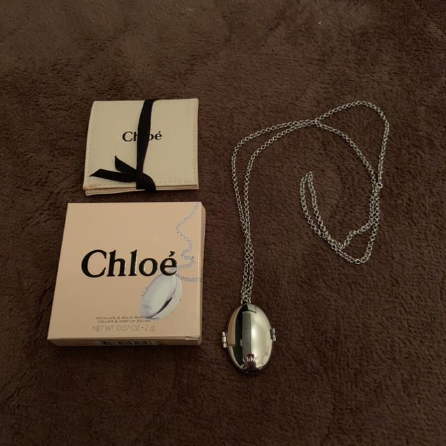 Chloe(クロエ)のクロエChloe ロケットペンダント ソリッドパフューム 難あり レディースのアクセサリー(ネックレス)の商品写真