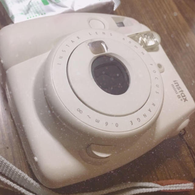 富士フイルム(フジフイルム)のチェキカメラ  instax 8+ スマホ/家電/カメラのカメラ(フィルムカメラ)の商品写真