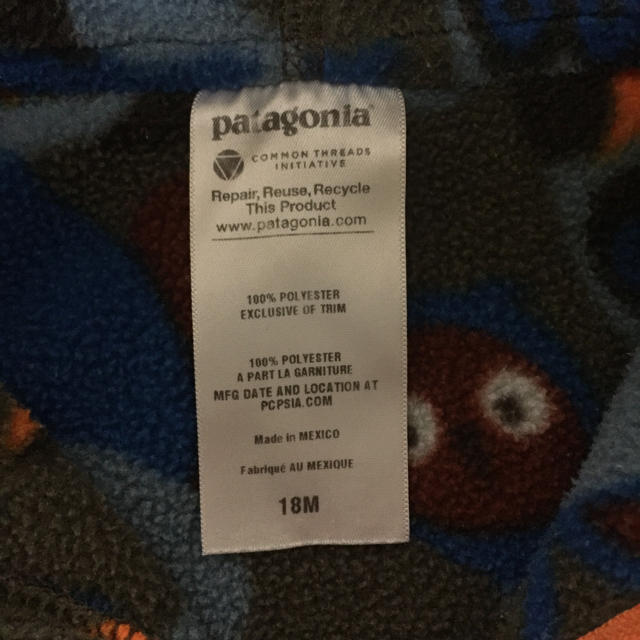 patagonia(パタゴニア)のパタゴニア patagonia baby フリース パーカー 18m 80 90 キッズ/ベビー/マタニティのベビー服(~85cm)(ジャケット/コート)の商品写真