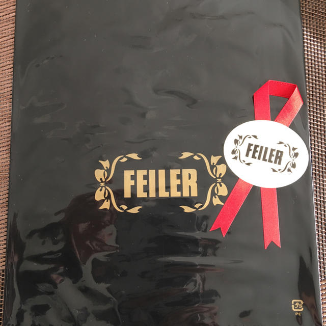 FEILER(フェイラー)のみき様専用  新品  フェイラーハンカチ レディースのファッション小物(ハンカチ)の商品写真