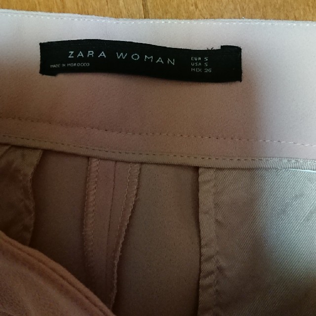 ZARA(ザラ)の最終値下げZARA WOMAN size S ベビーピンクフリルテーパードパンツ レディースのパンツ(カジュアルパンツ)の商品写真