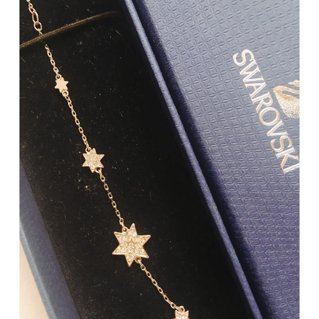 SWAROVSKI(スワロフスキー)の【hahaha0w0様専用】SWAROVSKIブレスレット レディースのアクセサリー(ブレスレット/バングル)の商品写真