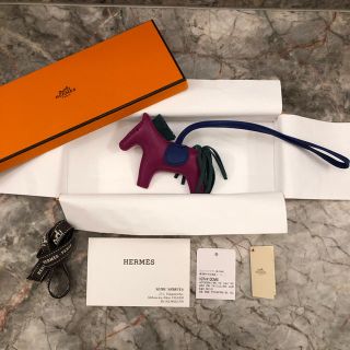 エルメス(Hermes)のエルメス ロデオ ローズパープル PM(バッグチャーム)