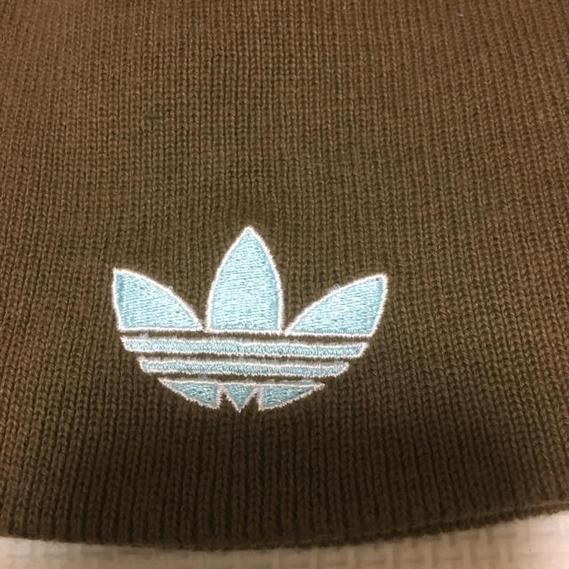 adidas(アディダス)の新品  アディダスオリジナル  ニット帽 キッズ/ベビー/マタニティのキッズ/ベビー/マタニティ その他(その他)の商品写真