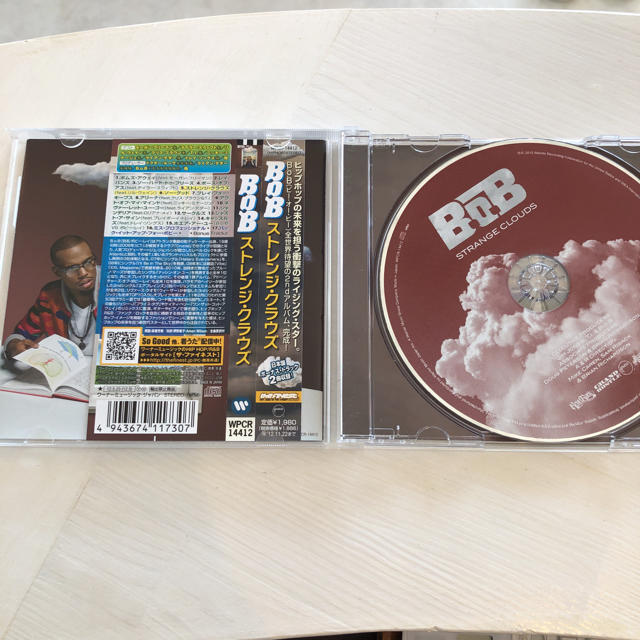 B.o.B  STRANGE CLOUDS エンタメ/ホビーのCD(ポップス/ロック(洋楽))の商品写真