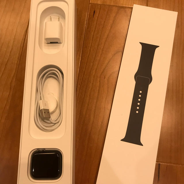 Apple Watch(アップルウォッチ)のApple Watch Series4 GPS + Cellular メンズの時計(腕時計(デジタル))の商品写真