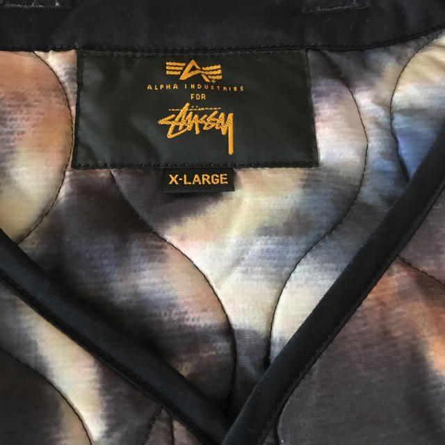 STUSSY(ステューシー)のAlpha industries Tie-DyeQuiltLinerJacket メンズのジャケット/アウター(ミリタリージャケット)の商品写真