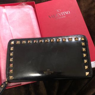 ヴァレンティノ(VALENTINO)のVALENTINO長財布(財布)