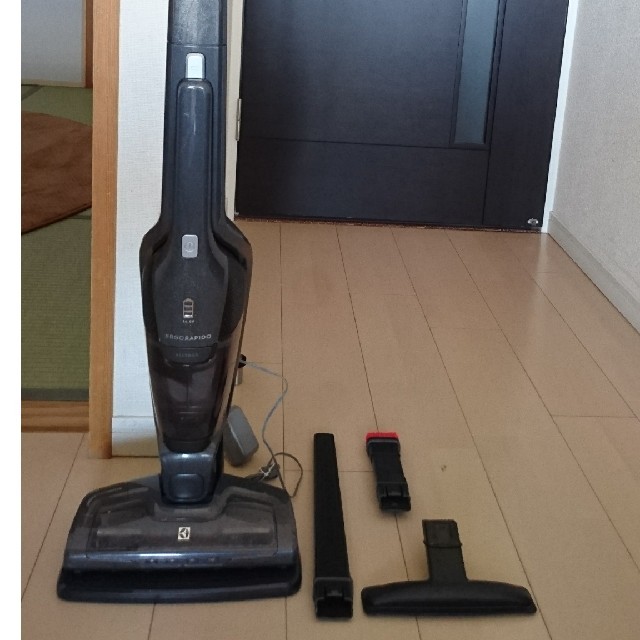 エレクトロラックス（electrolux） エルゴラピード ZB3301掃除機